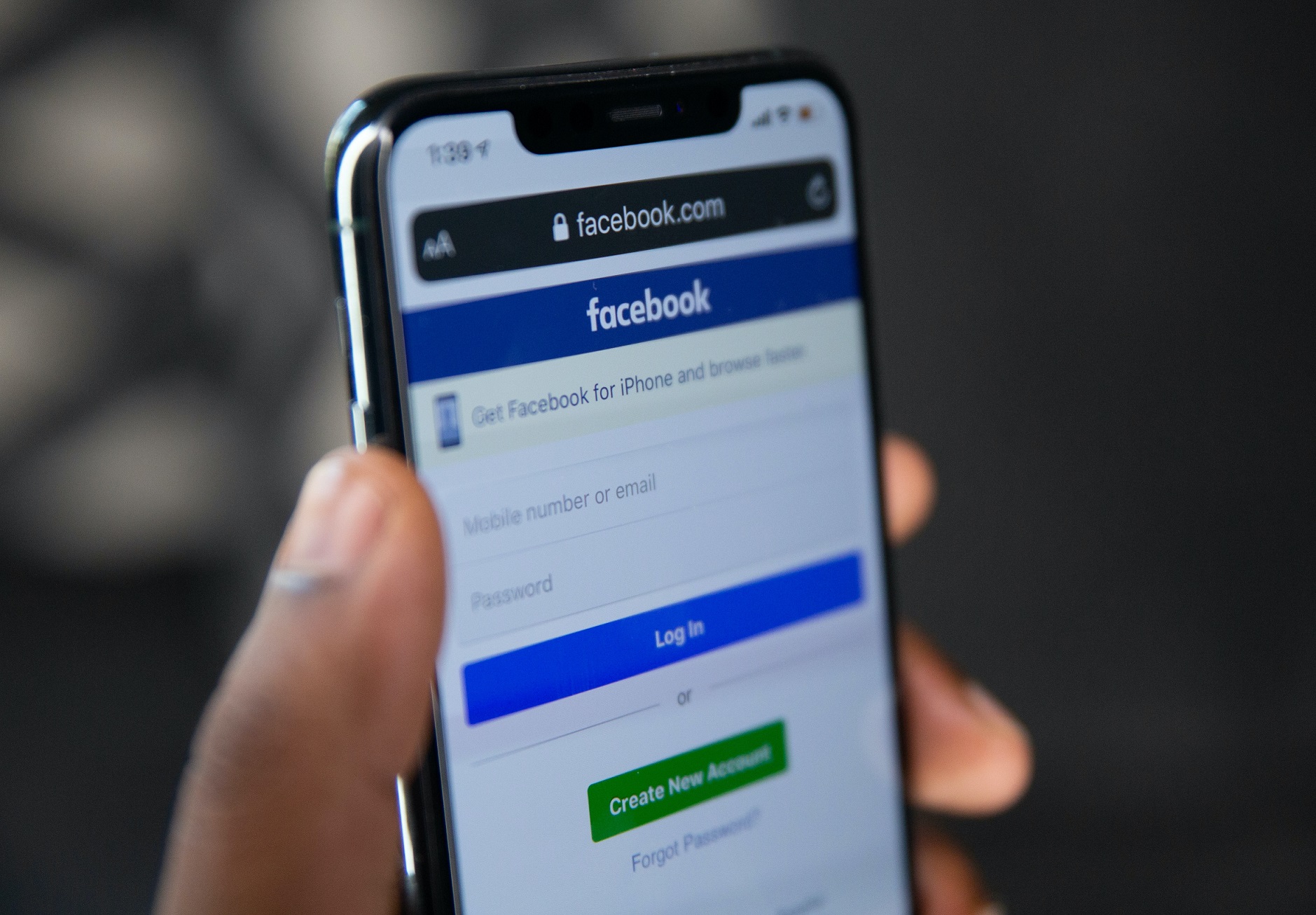 Parah! 1 Juta Data Pengguna Facebook Dicuri oleh 400 Aplikasi Berbahaya Ini