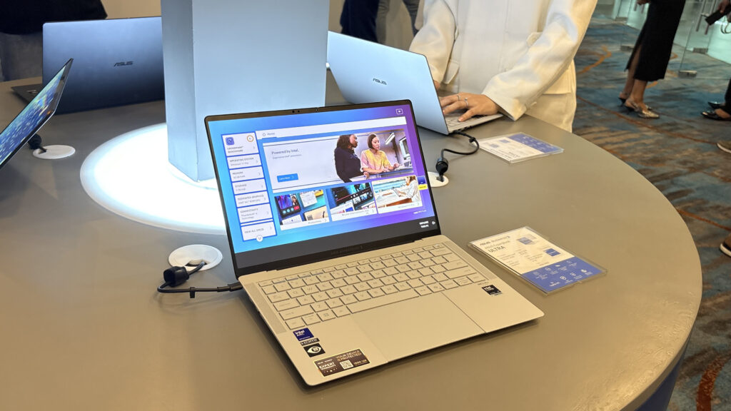 ASUS ExpertBook Ultra